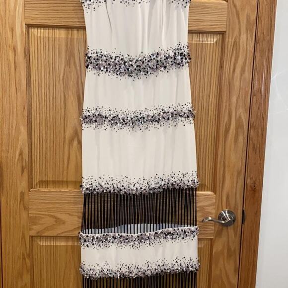 Elizabeth Kennedy Dress - Picture 2 of 12